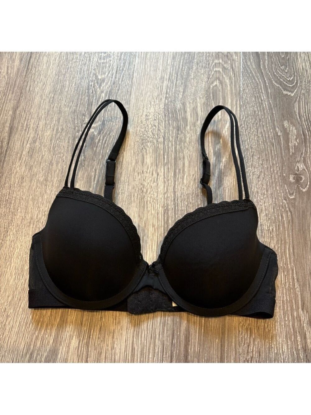 Aerie Scalloped Black Lace Trim Bra Size 32C